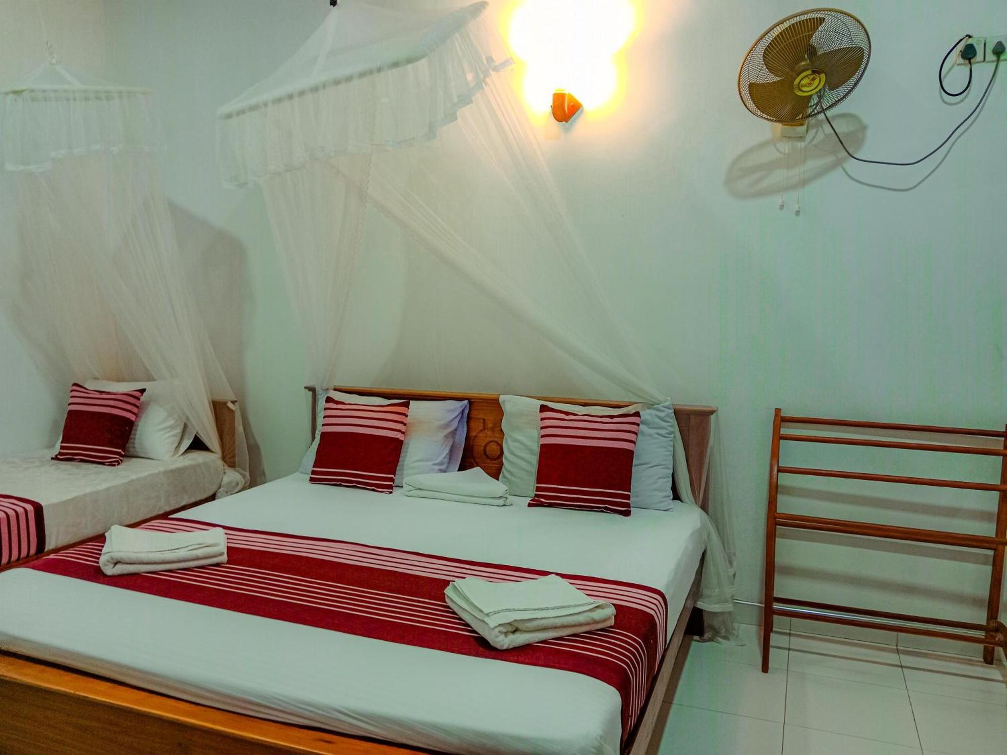 Sigiriya Peacock Homestay Eksteriør bilde
