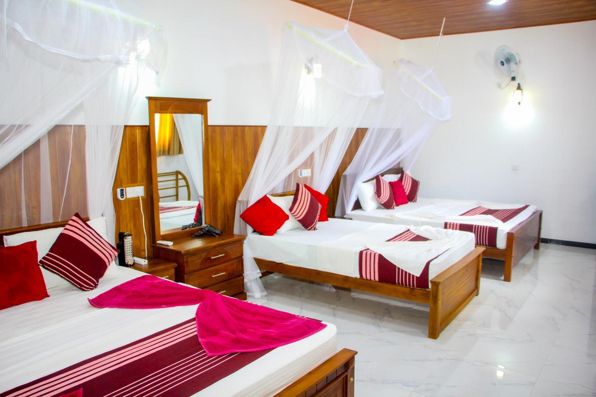 Sigiriya Peacock Homestay Eksteriør bilde